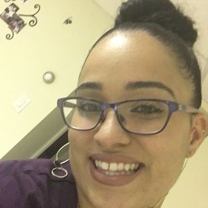 Meet your Posher, Isisbelle